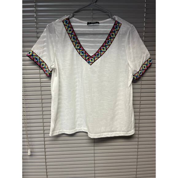 Boho V-Neck Short Sleeve T-Shirt Shein Size Medium Embroidered Trim Festival Top - Picture 1 of 5
